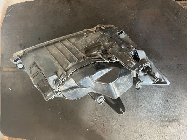 bontott FORD FOCUS II Bal Fényszóró