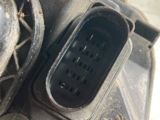 bontott FORD FOCUS II Bal Fényszóró