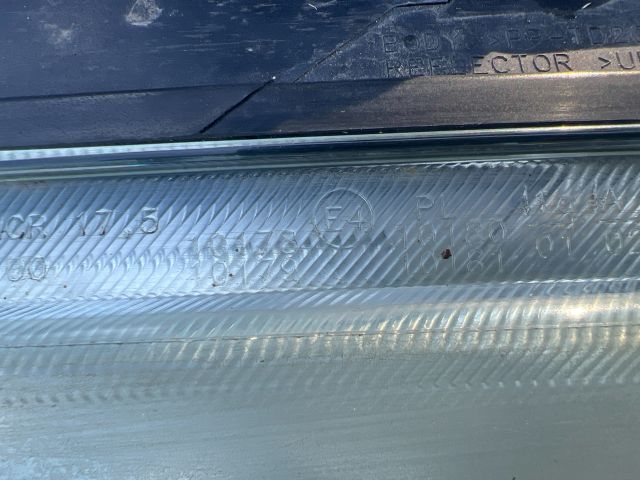 bontott FORD FOCUS II Bal Fényszóró