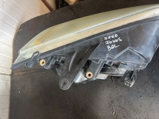 bontott FORD FOCUS II Bal Fényszóró