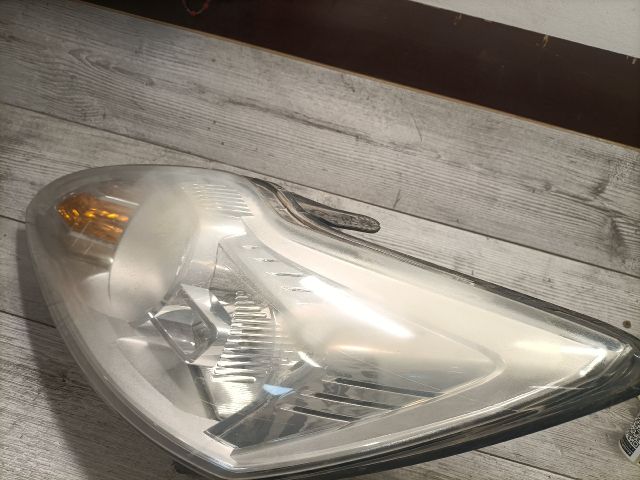 bontott FORD FOCUS II Bal Fényszóró