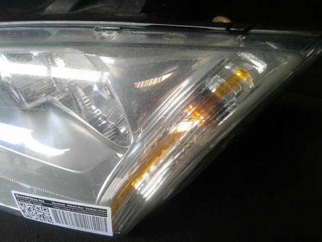 bontott FORD FOCUS II Bal Fényszóró