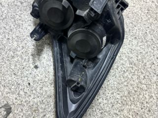 bontott FORD FOCUS II Bal Fényszóró