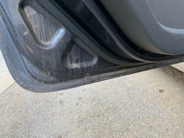 bontott FORD FOCUS II Bal Gólyaláb Csonkállvánnyal