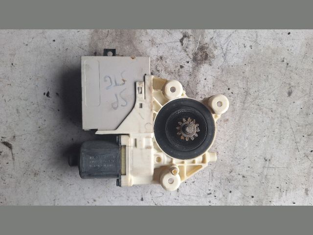 bontott FORD FOCUS II Bal hátsó Ablakemelő Motor