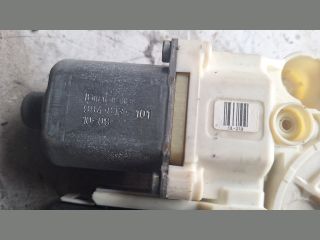 bontott FORD FOCUS II Bal hátsó Ablakemelő Motor