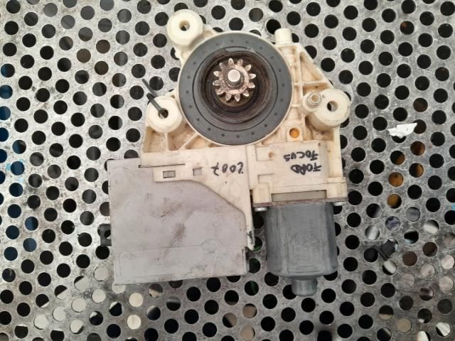 bontott FORD FOCUS II Bal hátsó Ablakemelő Motor