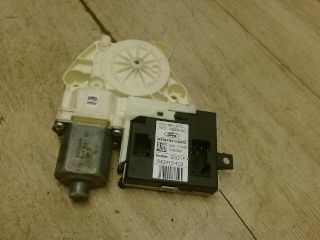 bontott FORD FOCUS II Bal hátsó Ablakemelő Motor