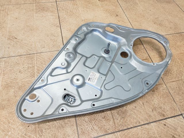 bontott FORD FOCUS II Bal hátsó Ablakemelő Szerkezet (Mechanikus)