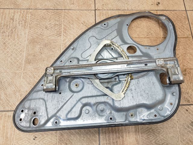 bontott FORD FOCUS II Bal hátsó Ablakemelő Szerkezet (Mechanikus)