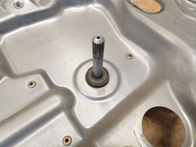 bontott FORD FOCUS II Bal hátsó Ablakemelő Szerkezet (Mechanikus)