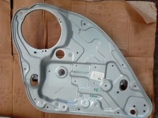 bontott FORD FOCUS II Bal hátsó Ablakemelő Szerkezet (Mechanikus)