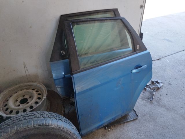 bontott FORD FOCUS II Bal hátsó Ajtó (Részeivel)