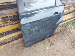 bontott FORD FOCUS II Bal hátsó Ajtó (Részeivel)