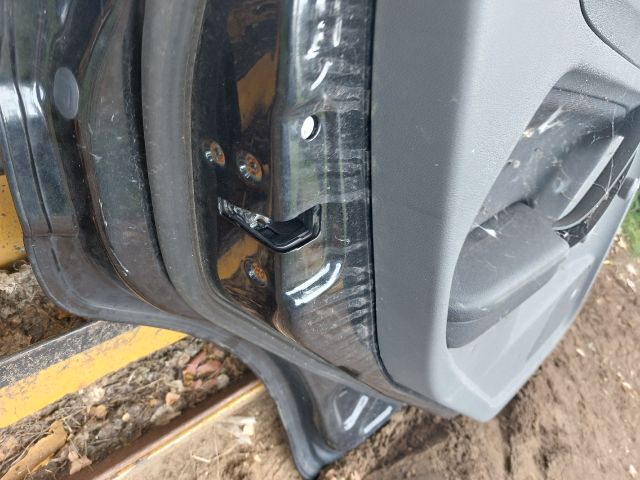 bontott FORD FOCUS II Bal hátsó Ajtó (Részeivel)