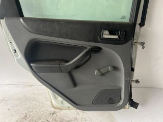 bontott FORD FOCUS II Bal hátsó Ajtó (Részeivel)