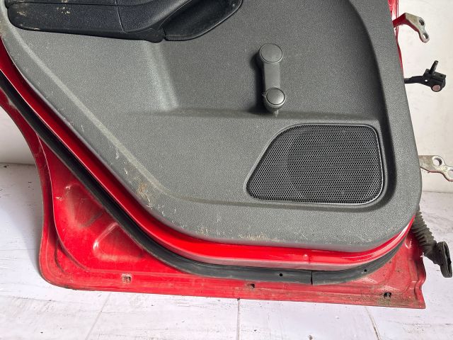 bontott FORD FOCUS II Bal hátsó Ajtó (Részeivel)