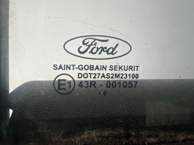 bontott FORD FOCUS II Bal hátsó Ajtó (Részeivel)