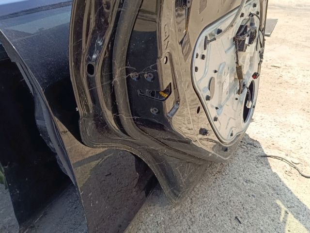 bontott FORD FOCUS II Bal hátsó Ajtó (Üres lemez)