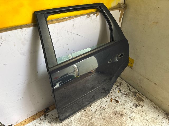 bontott FORD FOCUS II Bal hátsó Ajtó (Üres lemez)