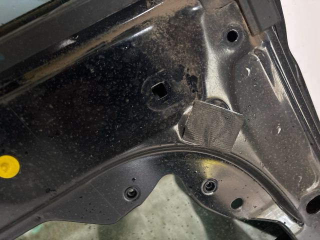 bontott FORD FOCUS II Bal hátsó Ajtó (Üres lemez)