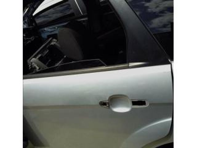 bontott FORD FOCUS II Bal hátsó Ajtó (Üres lemez)