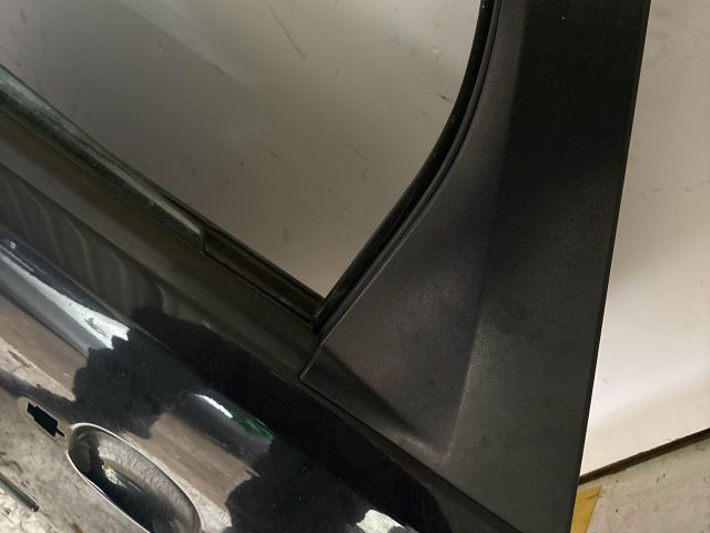 bontott FORD FOCUS II Bal hátsó Ajtó (Üres lemez)