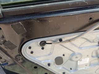 bontott FORD FOCUS II Bal hátsó Ajtó (Üres lemez)