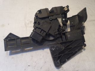 bontott FORD FOCUS II Bal hátsó Ajtózár