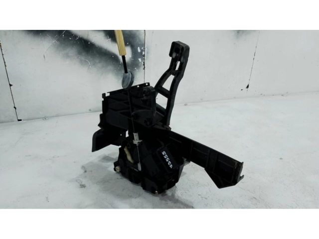 bontott FORD FOCUS II Bal hátsó Ajtózár