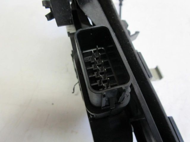 bontott FORD FOCUS II Bal hátsó Ajtózár