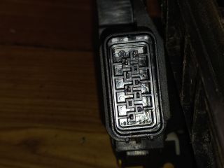 bontott FORD FOCUS II Bal hátsó Ajtózár