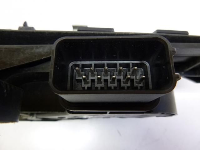 bontott FORD FOCUS II Bal hátsó Ajtózár