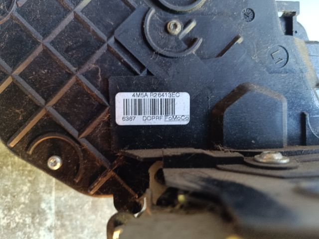 bontott FORD FOCUS II Bal hátsó Ajtózár