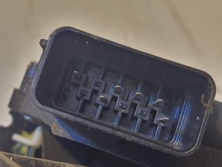 bontott FORD FOCUS II Bal hátsó Ajtózár