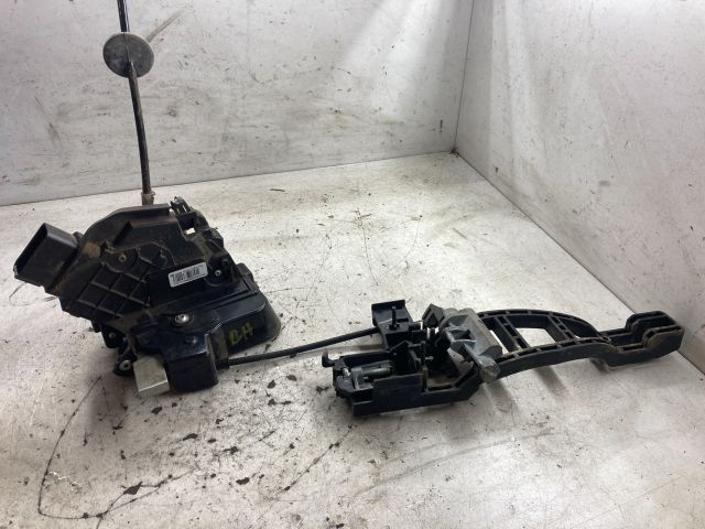 bontott FORD FOCUS II Bal hátsó Ajtózár