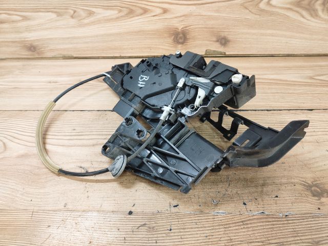 bontott FORD FOCUS II Bal hátsó Ajtózár