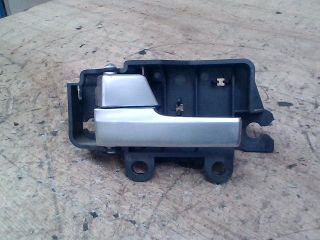 bontott FORD FOCUS II Bal hátsó Belső Kilincs