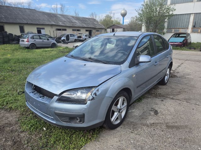 bontott FORD FOCUS II Bal hátsó Csonkállvány Kerékaggyal