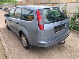 bontott FORD FOCUS II Bal hátsó Dobbetét (Kerékjárati, Műanyag)