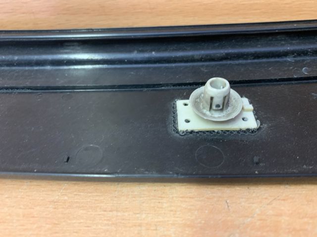 bontott FORD FOCUS II Bal hátsó Első Ajtókeret Burkolat