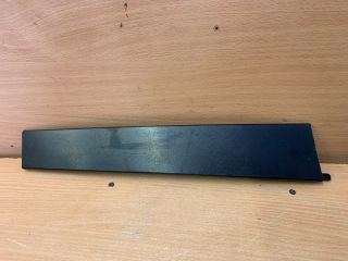 bontott FORD FOCUS II Bal hátsó Első Ajtókeret Burkolat