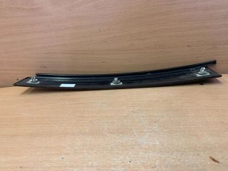 bontott FORD FOCUS II Bal hátsó Első Ajtókeret Burkolat