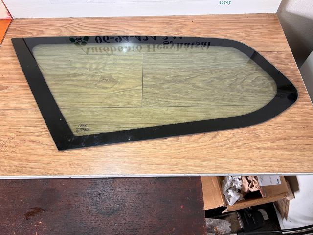 bontott FORD FOCUS II Bal hátsó Fixüveg (Ajtóban)