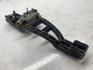 bontott FORD FOCUS II Bal hátsó Kilincs Hátulja