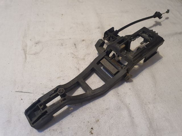 bontott FORD FOCUS II Bal hátsó Külső Kilincsfészek