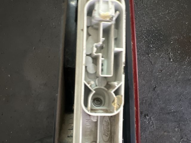 bontott FORD FOCUS II Bal Hátsó Lámpa