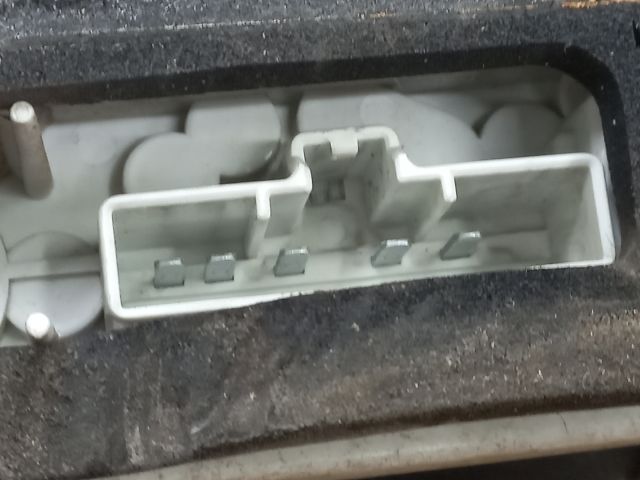 bontott FORD FOCUS II Bal Hátsó Lámpa