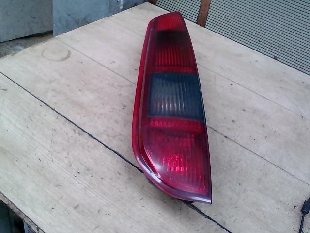 bontott FORD FOCUS II Bal Hátsó Lámpa