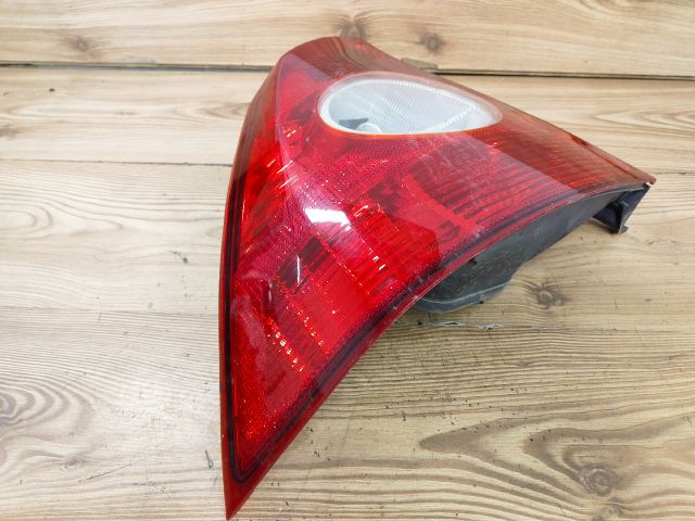 bontott FORD FOCUS II Bal Hátsó Lámpa